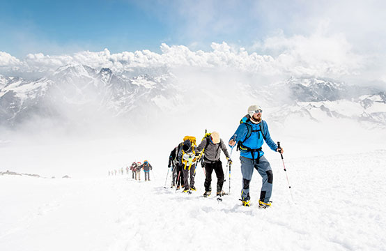 ADAMAS-TEC Ultra Silent Bionic Breathable Technology:<br>
Outdoor fun, all-around guarding